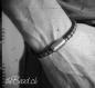 Preview: schwarzes Herrenarmband aus Leder swiss made by thebead