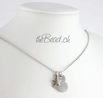 Preview: " Zwei Herzen " Halskette und Schlüsselanhänger mit Gravur im SET Preview: Schmuckschachtel von thebead