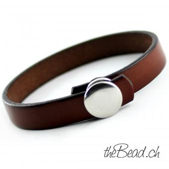 Preview: Lederarmband No.1 mit Drucknopf und IHREM Wunschtext, auch Innengravur möglich! Preview: Lederarmband mit Druckknopf Verschluss vom modeschmuck onlineshop thebead