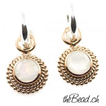 Earrings made of 925 sterling silver and moonstone