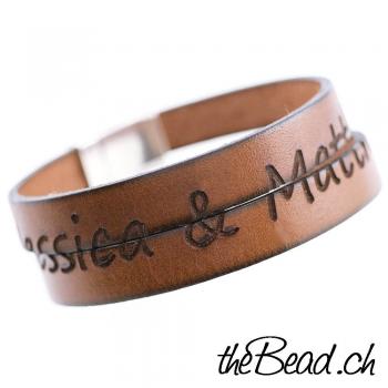 partnerschmuck Lederarmbänder für damen und herren graviert als geschenkidee