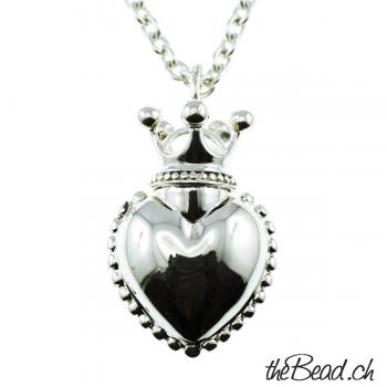 necklace with heart and silver