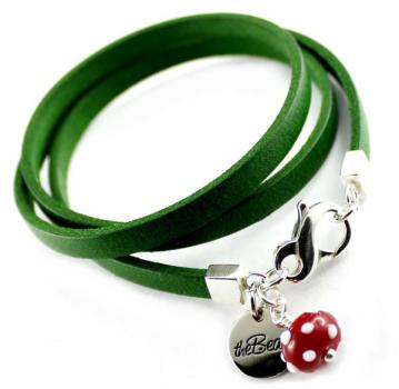 GOOD LUCK bracelet with cute lampwork bead