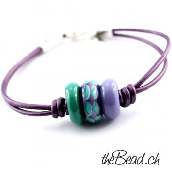 Glasperlen Perlen PURPLE AND ROSE