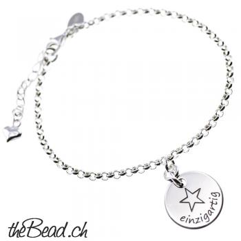 bracelet with engraving pendant