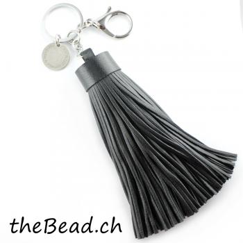 keychain fauxleather and stainless steel and engraved pendant