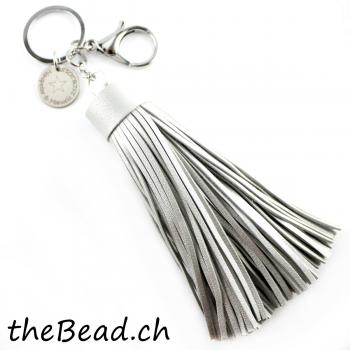 keychain fauxleather and stainless steel and engraved pendant