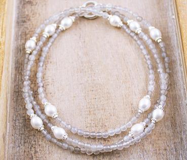 Halskette aus ACHAT & weisse Perlen, 85 cm lang!