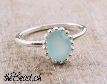 feiner Fingerring mit AQUA ACHAT