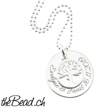 Silver Necklace with engraved name pendant