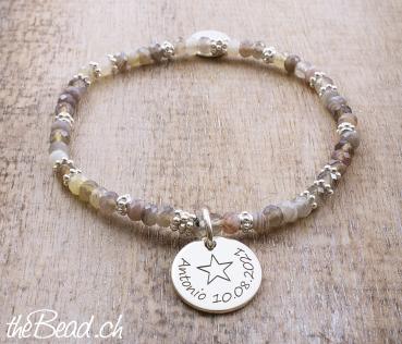 bracelet with engraving pendant