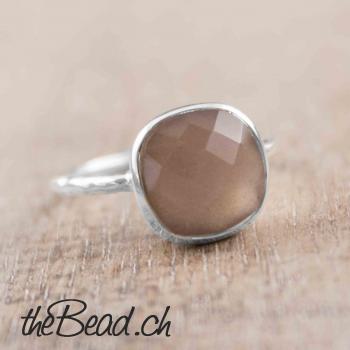 Silber RING mit CHOCOLATE MONDSTEIN