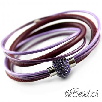 Leather bracelet with sparkling magnetic clasp