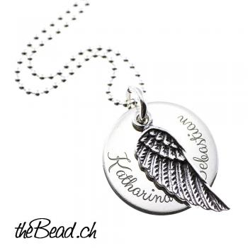 necklace pendant with engraving