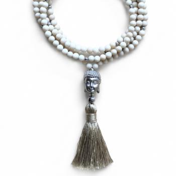 BUDDHA Kette mit matten Flussquarzen, 80 cm lang
