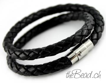 Braided Leather Bracelet in BLACK