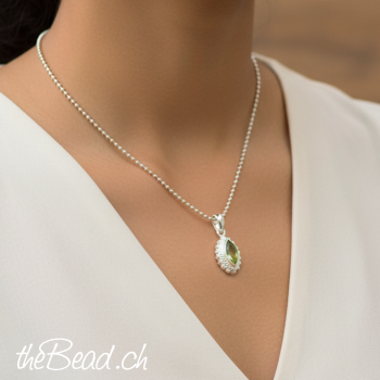 silber halskette mit peridot anhaenger