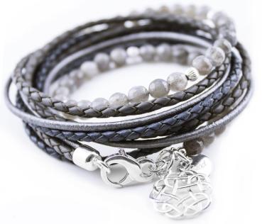 Labradorit Lederarmbänder und Perlenarmband mit Quaste und Regenbogen Mondstein Anhänger von the Bead