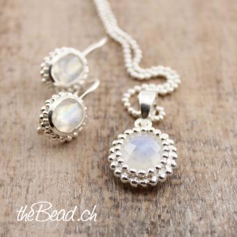 silver women jewellery set with moonstone