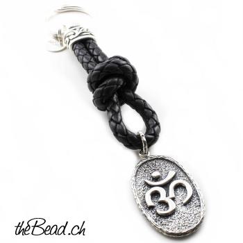 keychain with OM 925 silver and leather