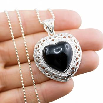 Silberhalskette mit wunderschönem ONYX Herz
