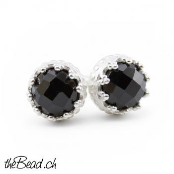 kleine KRÖNCHEN Spinell Ohrstecker