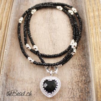 necklace with onyx and silver