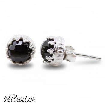 Preview: kleine spinell silber ohrstecker