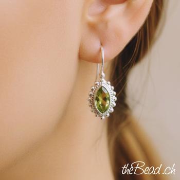 wunderschöne Silber PERIDOT Ohrhänger