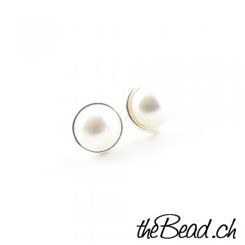 Earrings made of 925 sterling silver and pearls