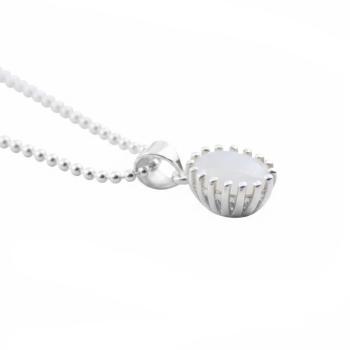 facettierter regenbogen mondstein mit Silberhalskette