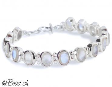 Wunderschönes REGENBOGEN MONDSTEIN Armband mit facettierten Steinen