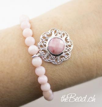 rose bracelet with silver pendant