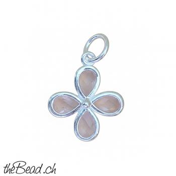 kleiner Anhänger mit Rosenquarz