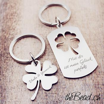 four leaf  keychain made of stainless steel