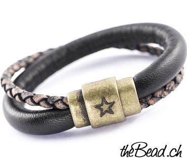 Leather bracelet