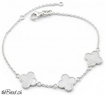 Silberarmband mit weissem Perlmutt