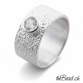 Matter Silberring mit ZIRKONIA