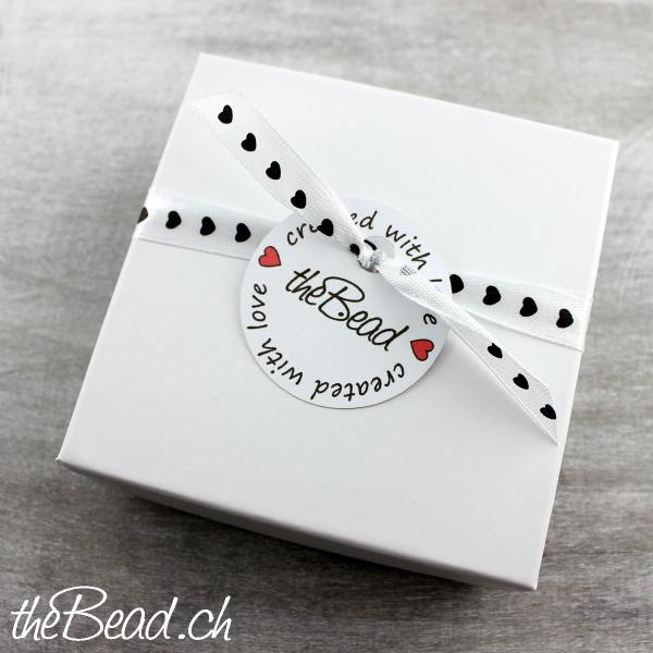 schmuckverpackung und geschenkschachtel für Schmuck und modeschmuck onlineshop bei thebead