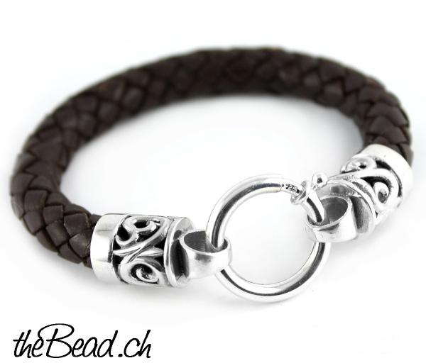 Lederarmband mit Antikgold Verschluss braunes Leder the Bead