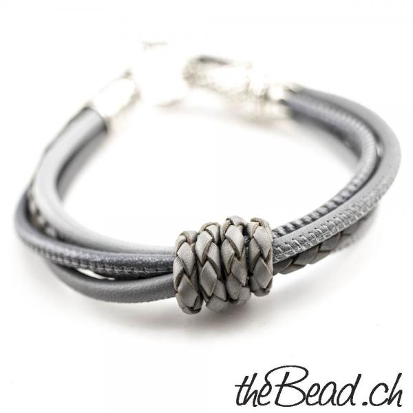 Löwen und Tiger Herrenarmband aus geflochtenem Leder the Bead