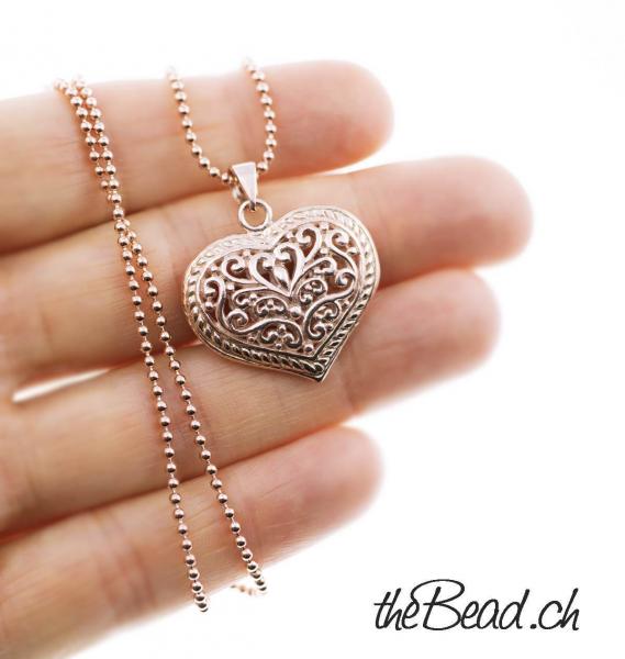 Herz Anhänger aus 925 Sterling Silber aus 925 Silber vom schweizer Onlineshop theBead