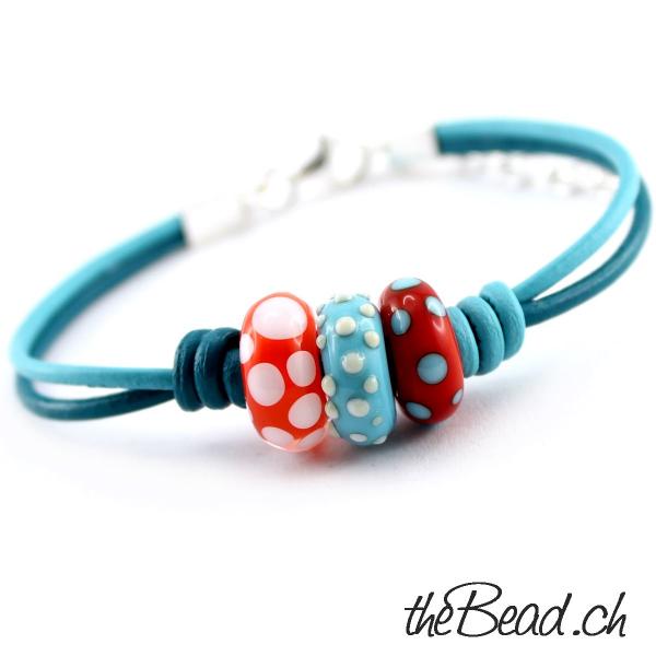 glasbead bracelet made of glassbeads and leather