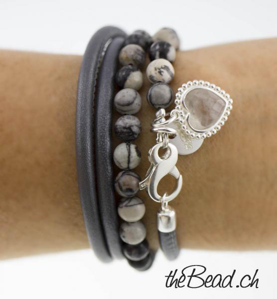 grey quarz Anhänger aus 925 Silber von thebead