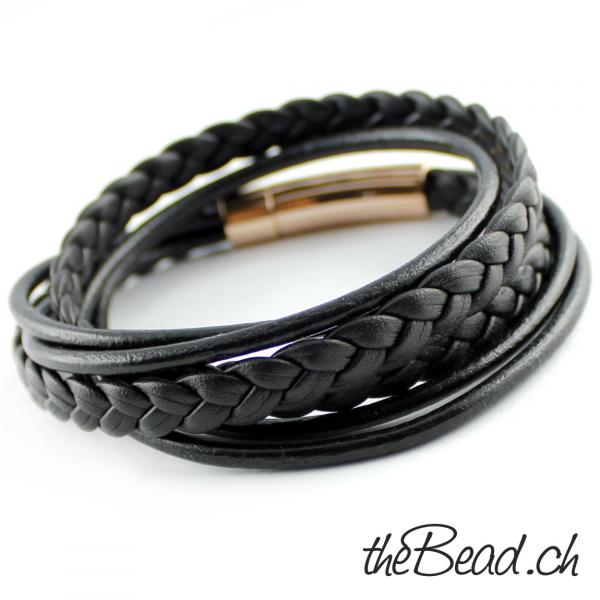 Lederarmbänder und  Wickelarmband mit Gravur des Verschlusses in rose gold optik von thebead schweizer online schmuck und modeschmuck gravurshop