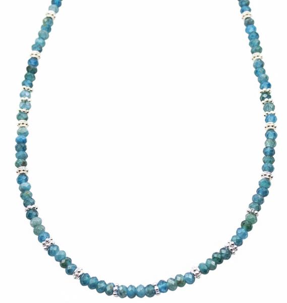 Apatit facettiert mit 925 Silber Perlen Kette