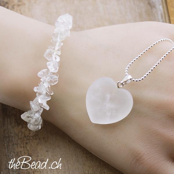 herzanhänger mit kette