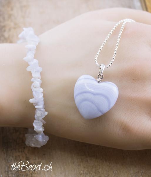herzanhänger mit kette