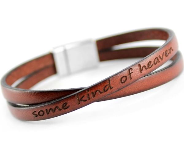 leather bracelet with engraving magnetic