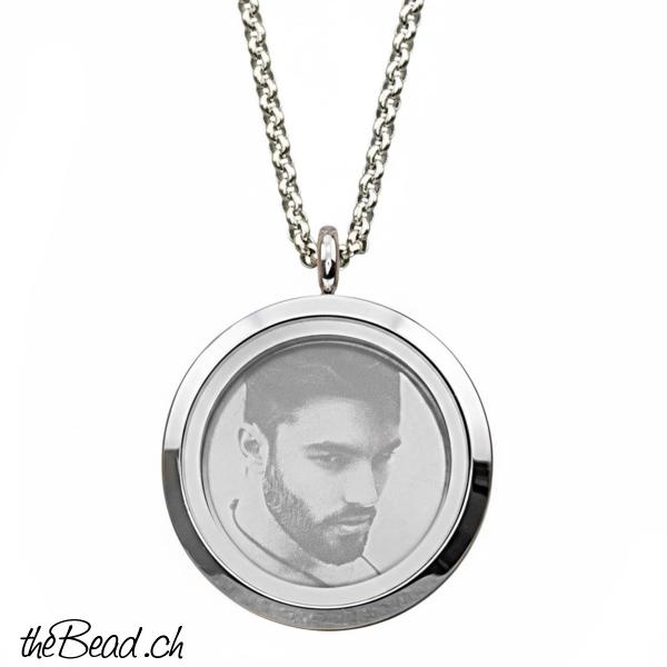 Fotogravur Medaillon mit Foto graviert von the bead